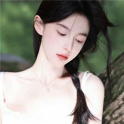 女人是英雄